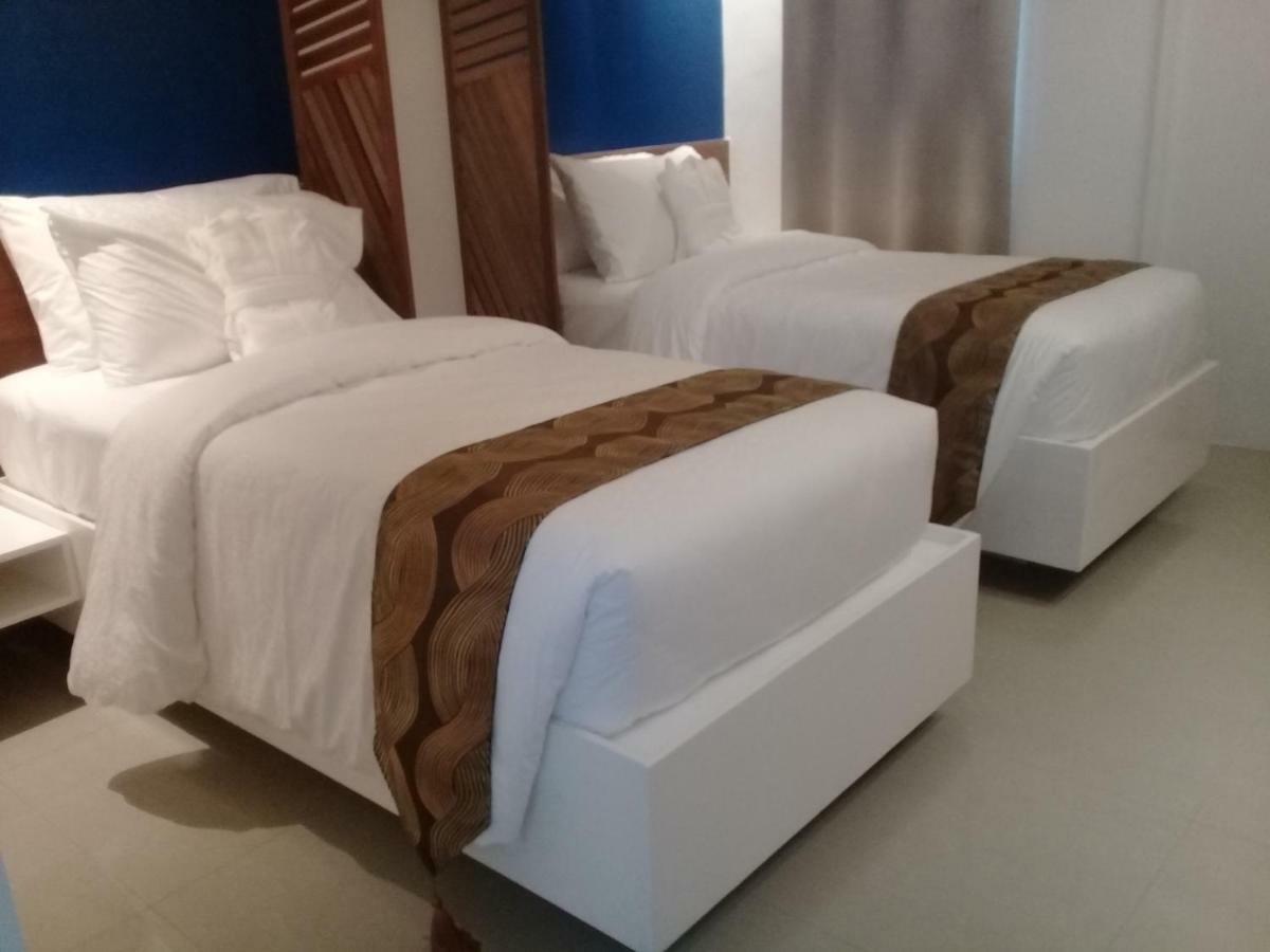 Oyo 609 G Executive Hotel And Spa Boracay Manoc-Manoc Esterno foto