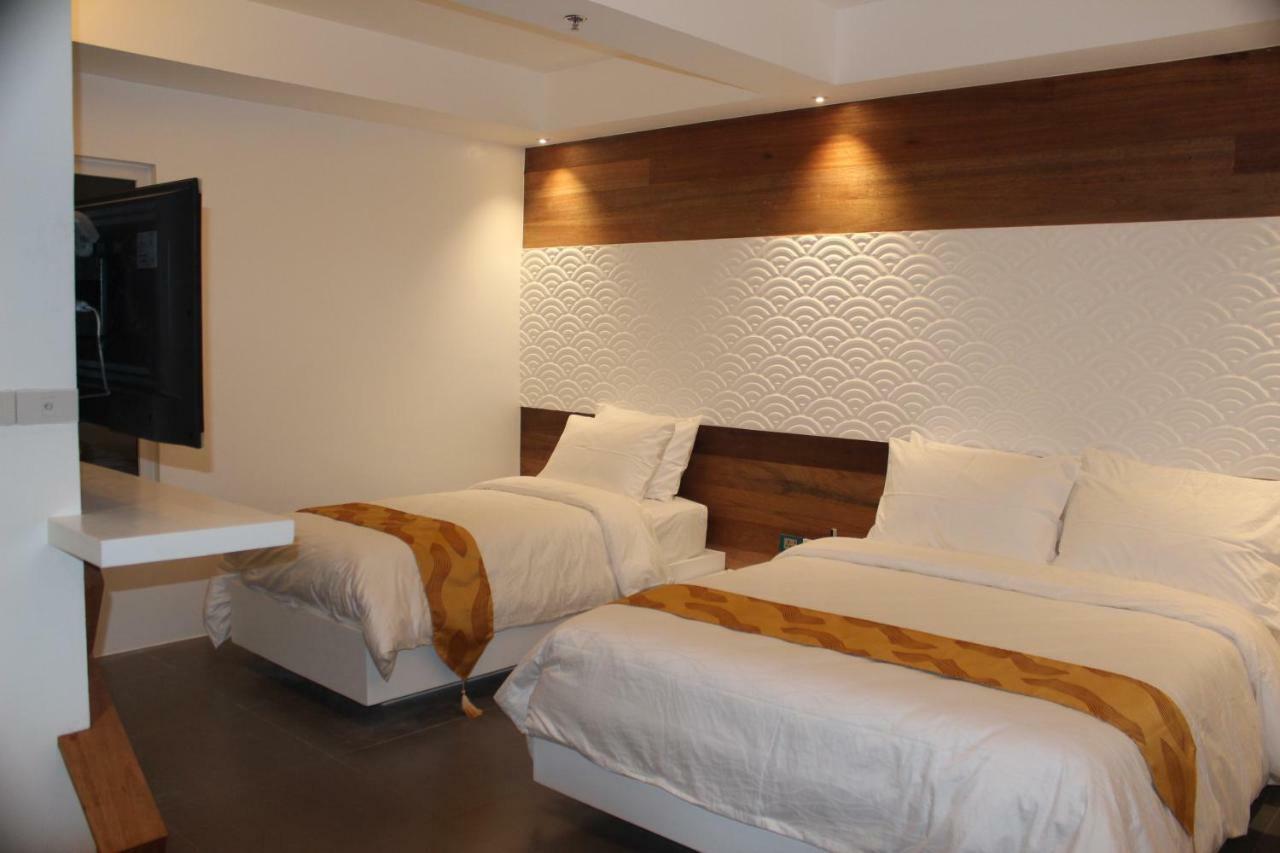 Oyo 609 G Executive Hotel And Spa Boracay Manoc-Manoc Esterno foto