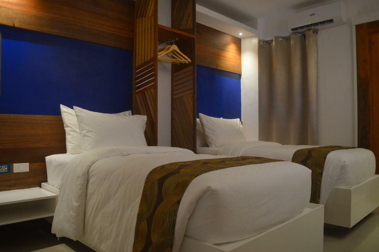 Oyo 609 G Executive Hotel And Spa Boracay Manoc-Manoc Esterno foto